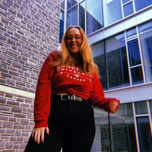 Meet your Posher, Maddie